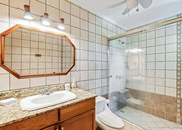 3-bd Beauty With Pool Near *